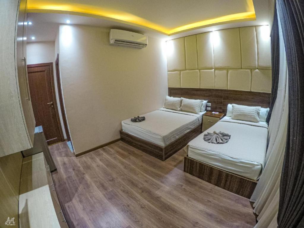 Hostel Elite Grand *